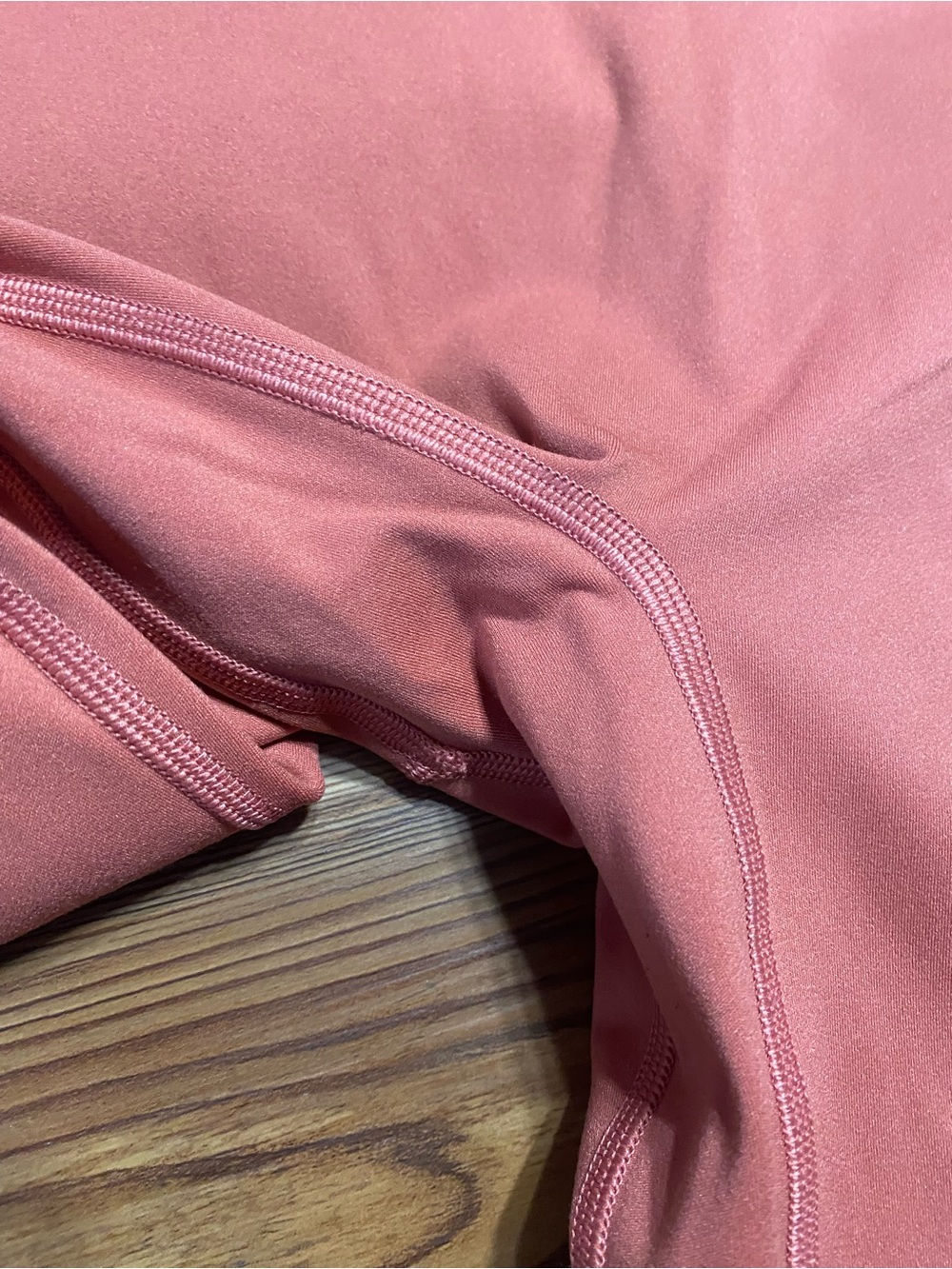 4/$16 Fabletics Motion 365 Leggings - Picture 4 of 5